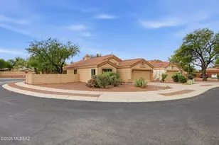 2330 N Emerald Lake Ct, Tucson, AZ 85749 - Photo 2