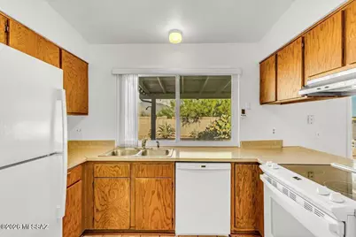 7800 N Nicole Place, Tucson, AZ 85741 - Photo 16