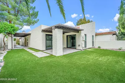 7357 E Cascada Circle, Tucson, AZ 85715 - Photo 2