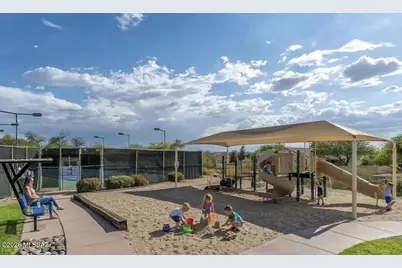 9845 N Meadow Flower Place, Tucson, AZ 85742 - Photo 30