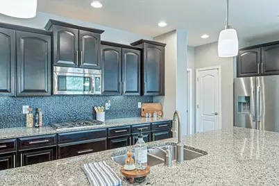 12877 N Via Vista Del Pasado, Oro Valley, AZ 85755 - Photo 4