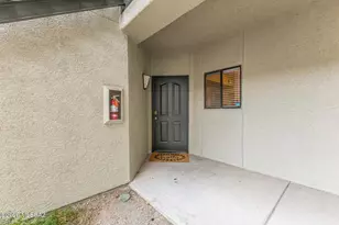 5751 N Kolb Rd, Tucson, AZ 85750 - Photo 16