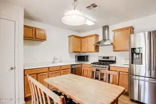 3715 W Nevil Ct, Tucson, AZ 85746 - Photo 4