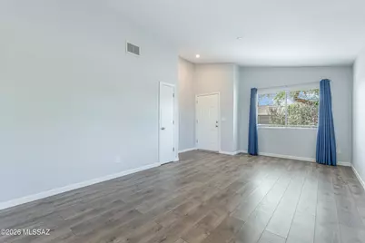 8660 S Desert Dove Drive, Tucson, AZ 85747 - Photo 4