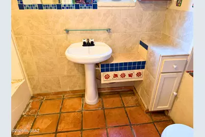 858 W Budmoore Terrace, Tucson, AZ 85705 - Photo 16
