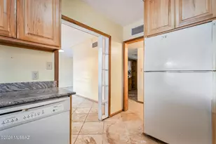 3930 W New York Dr, Tucson, AZ 85745 - Photo 30