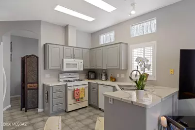 1161 W Caminito Mio, Sahuarita, AZ 85629 - Photo 8