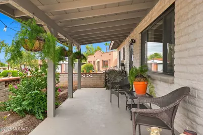 942 S Abrego Drive, Green Valley, AZ 85614 - Photo 10