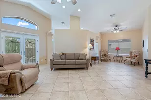 10790 E Slopeside Pl, Tucson, AZ 85748 - Photo 4