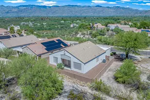 10790 E Slopeside Pl, Tucson, AZ 85748 - Photo 2