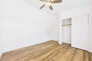 7239 W Silver Sand Dr, Tucson, AZ 85743 - Photo 14