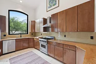 1361 E Sonoran Desert Dr, Oro Valley, AZ 85737 - Photo 1