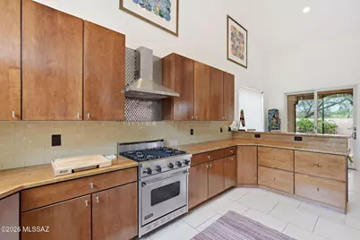 1361 E Sonoran Desert Drive, Oro Valley, AZ 85737 - Photo 4