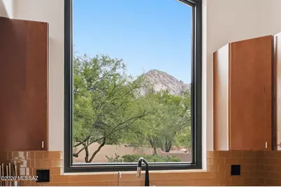 1361 E Sonoran Desert Drive, Oro Valley, AZ 85737 - Photo 2