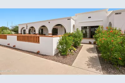 189 S Paseo Pena #B, Green Valley, AZ 85614 - Photo 1