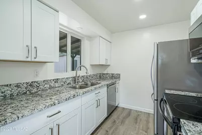 4532 E 16th Street, Tucson, AZ 85711 - Photo 8
