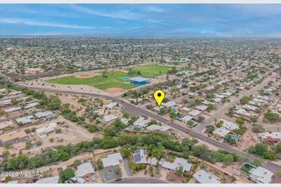 6843 E Scarlett Street, Tucson, AZ 85710 - Photo 6
