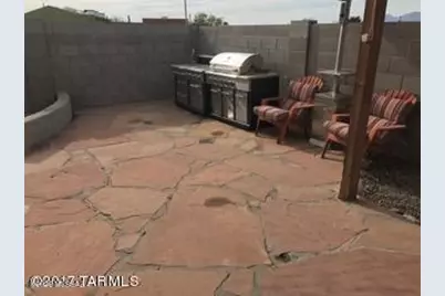 2002 S Hidden Pasture Lane, Tucson, AZ 85748 - Photo 10