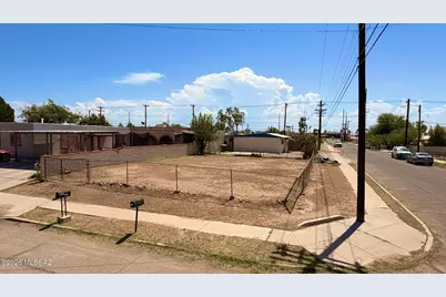 400 E 34th Street, Tucson, AZ 85713 - Photo 2