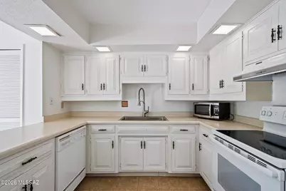 7568 N Palm Circle, Tucson, AZ 85704 - Photo 18