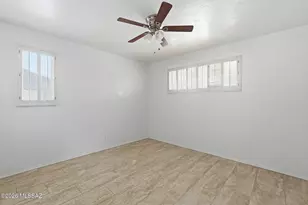 4466 E La Jolla Cir, Tucson, AZ 85711 - Photo 18