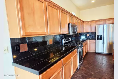 5775 S Azure Vista Way, Green Valley, AZ 85622 - Photo 6