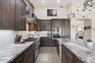 9736 E Rock Ridge Ct, Tucson, AZ 85749 - Photo 16