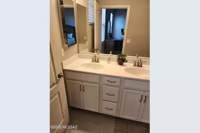 [Address not provided], Tucson, AZ 85746 - Photo 4