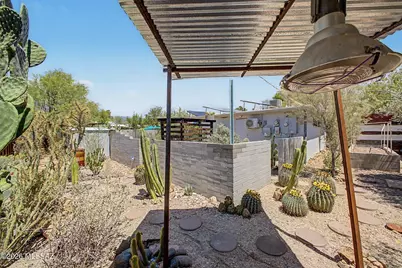 1909 N Ridgeway Road, Tucson, AZ 85712 - Photo 28