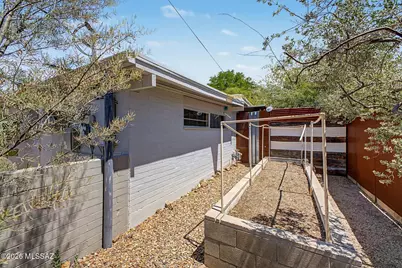 1909 N Ridgeway Road, Tucson, AZ 85712 - Photo 26