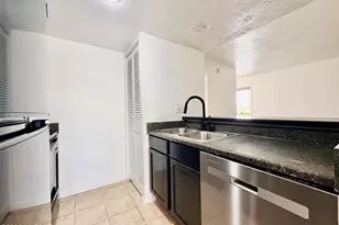 1620 N Wilmot Rd, Tucson, AZ 85712 - Photo 8