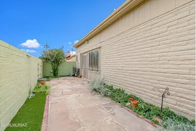 9455 E Golden West Street, Tucson, AZ 85710 - Photo 30