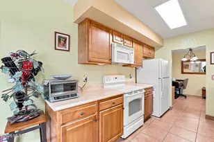 399 N Calle Del Chancero, Green Valley, AZ 85614 - Photo 12