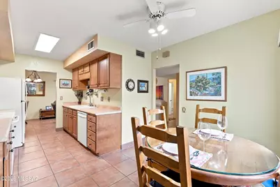 399 N Calle Del Chancero, Green Valley, AZ 85614 - Photo 10