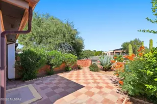 232 N Calle del Santo, Green Valley, AZ 85614 - Photo 38