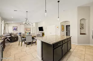9057 W Blue Saguaro St, Marana, AZ 85653 - Photo 20