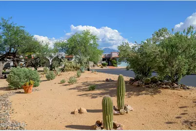 735 W Camino Del Poso, Green Valley, AZ 85614 - Photo 26