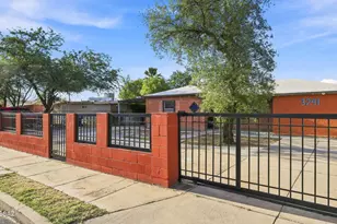 3241 E 30th St, Tucson, AZ 85713 - Photo 2