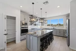 552 N Hollow Hoot Pl, Sahuarita, AZ 85629 - Photo 1