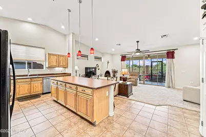 759 W Moorwood Street, Green Valley, AZ 85614 - Photo 12