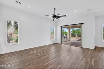 2475 E Rolling Meadow Lane, Green Valley, AZ 85614 - Photo 10
