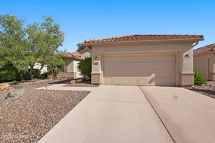 7622 W Starry Night Ln, Tucson, AZ 85743 - Photo 2