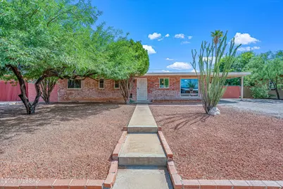 5672 E Whittier Street, Tucson, AZ 85711 - Photo 1