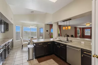 10248 E Buffaloberry Loop, Tucson, AZ 85748 - Photo 4