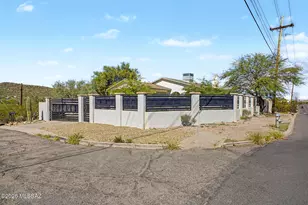 1881 S San Jacinto Dr, Tucson, AZ 85713 - Photo 2