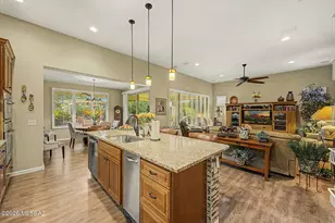 60956 E Amur Ln, Oracle, AZ 85623 - Photo 16