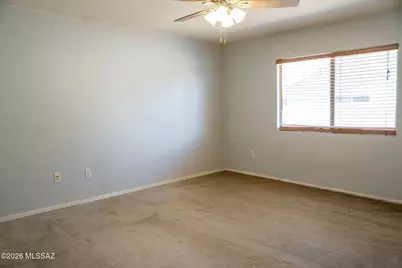 7580 S Climbing Ivy Drive, Tucson, AZ 85757 - Photo 16
