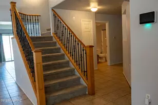 7580 S Climbing Ivy Dr, Tucson, AZ 85757 - Photo 6