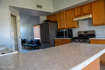7580 S Climbing Ivy Drive, Tucson, AZ 85757 - Photo 8