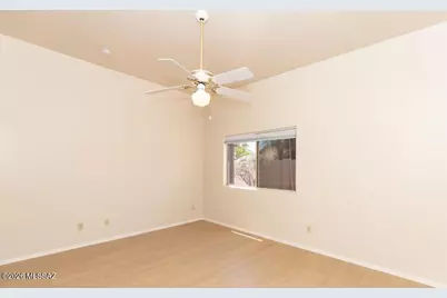 11629 N Copper Creek Drive, Tucson, AZ 85737 - Photo 18